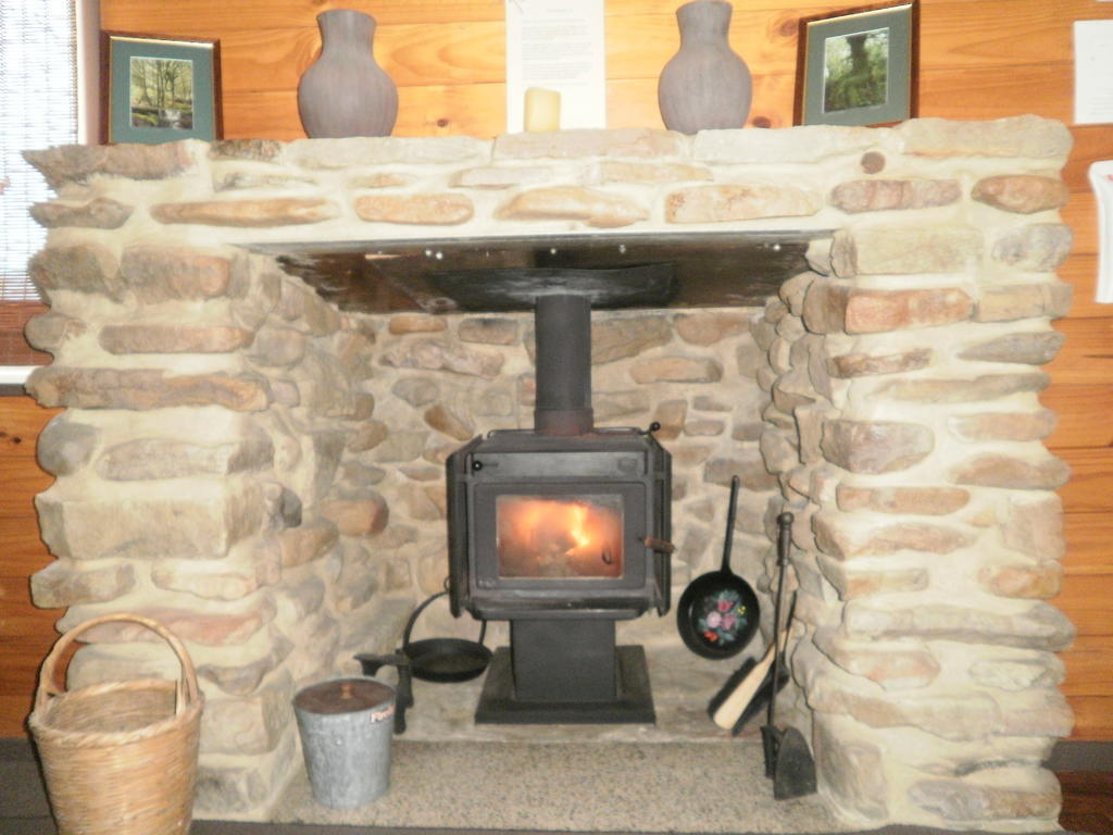 Duffy'S Country Accommodation Westerway Room photo